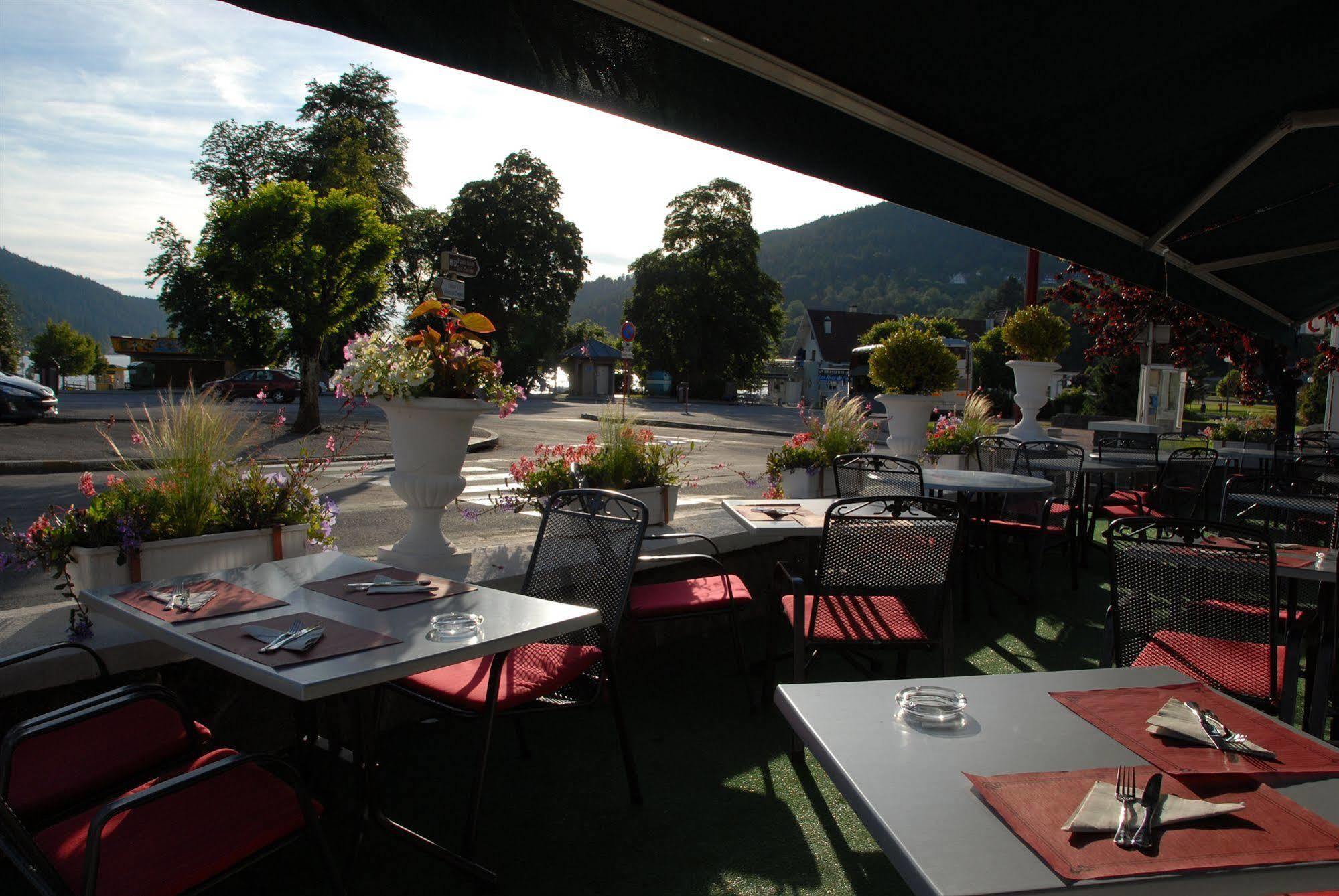 Hotel De La Paix Gérardmer Екстериор снимка